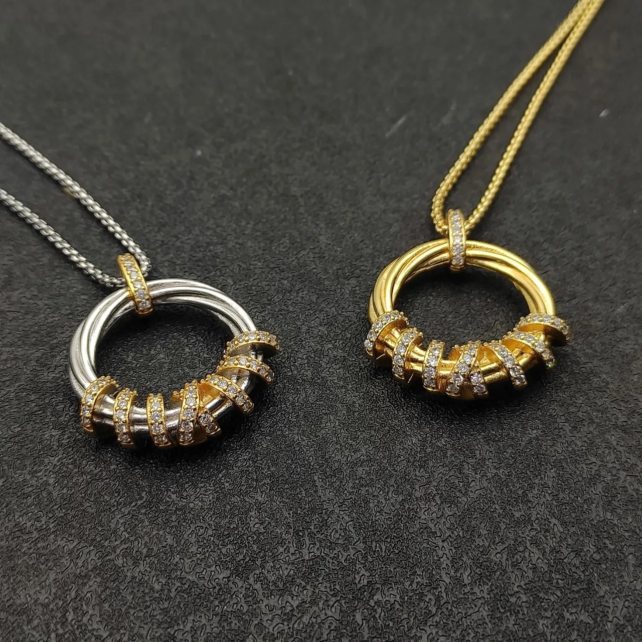 Gold and Silver Double Ring Twisted Wire Pendant Necklaces 8