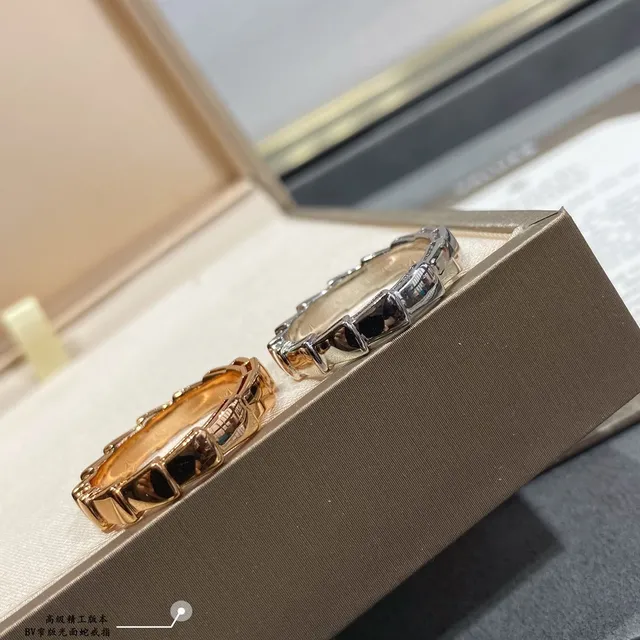 Gold and Silver Segmented Faceted Band Rings 8