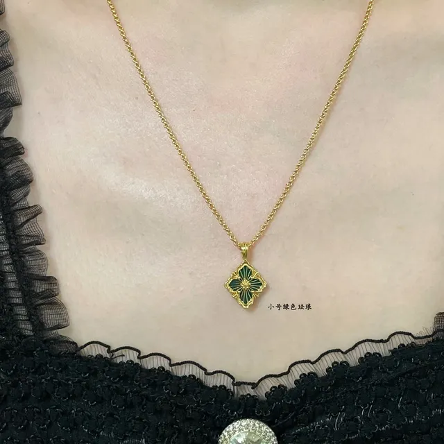 Gold Green Metal Enamel Floral Quatrefoil Motif Necklace 9