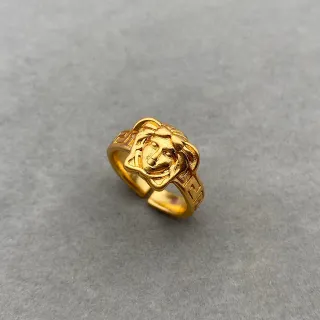 Gold Sculpted Medusa-Style Face Greek Key Pattern Band Ring