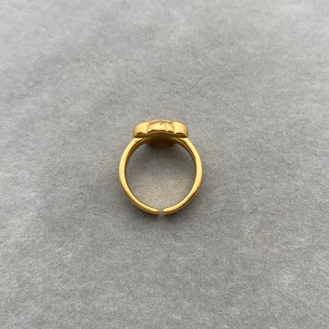 Gold Sculpted Medusa-Style Face Greek Key Pattern Band Ring 2