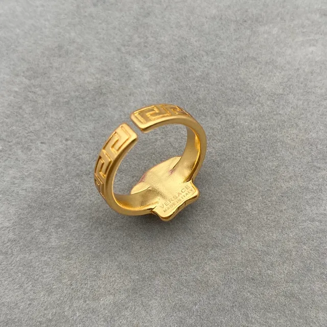 Gold Sculpted Medusa-Style Face Greek Key Pattern Band Ring 3