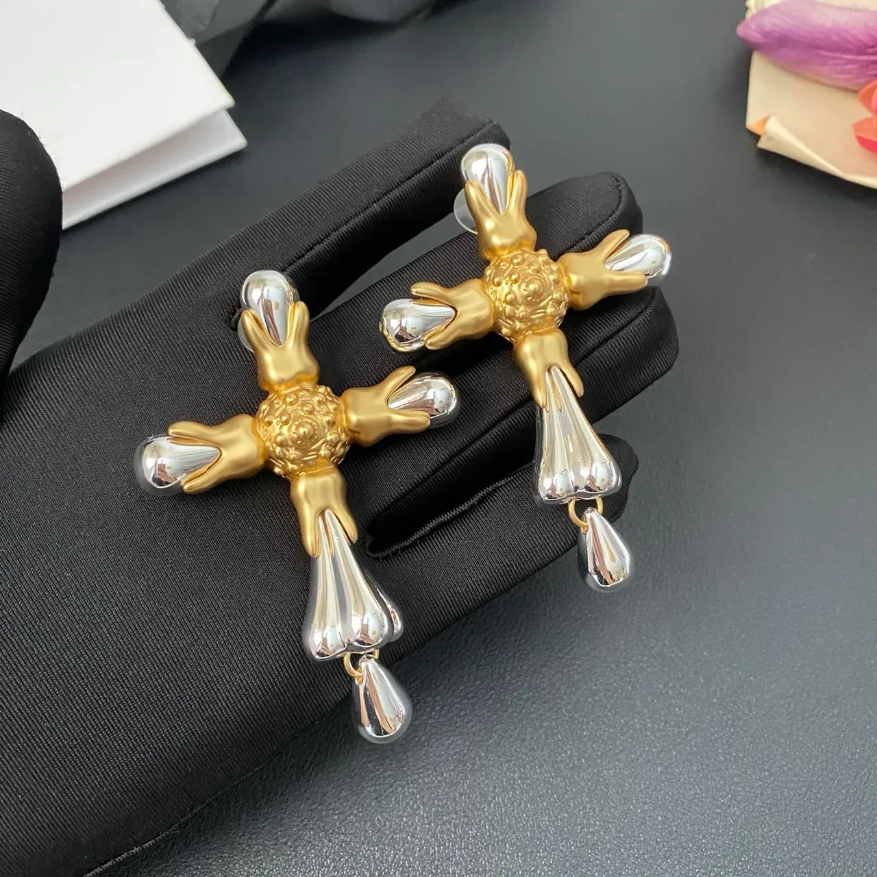 Gold Silver Cross-Shaped Two-Tone Metal Jewelry 5