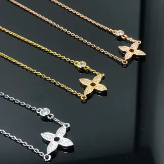 金银四瓣花吊坠 Pavé-Set 宝石项链