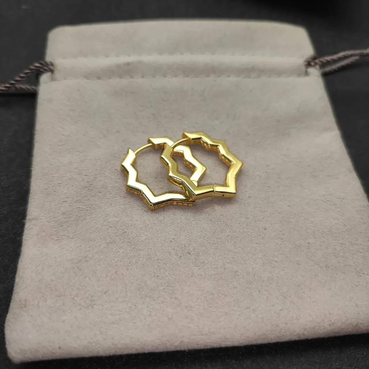 Gold Silver Geometric Layered Pavé-Set Jewelry 8