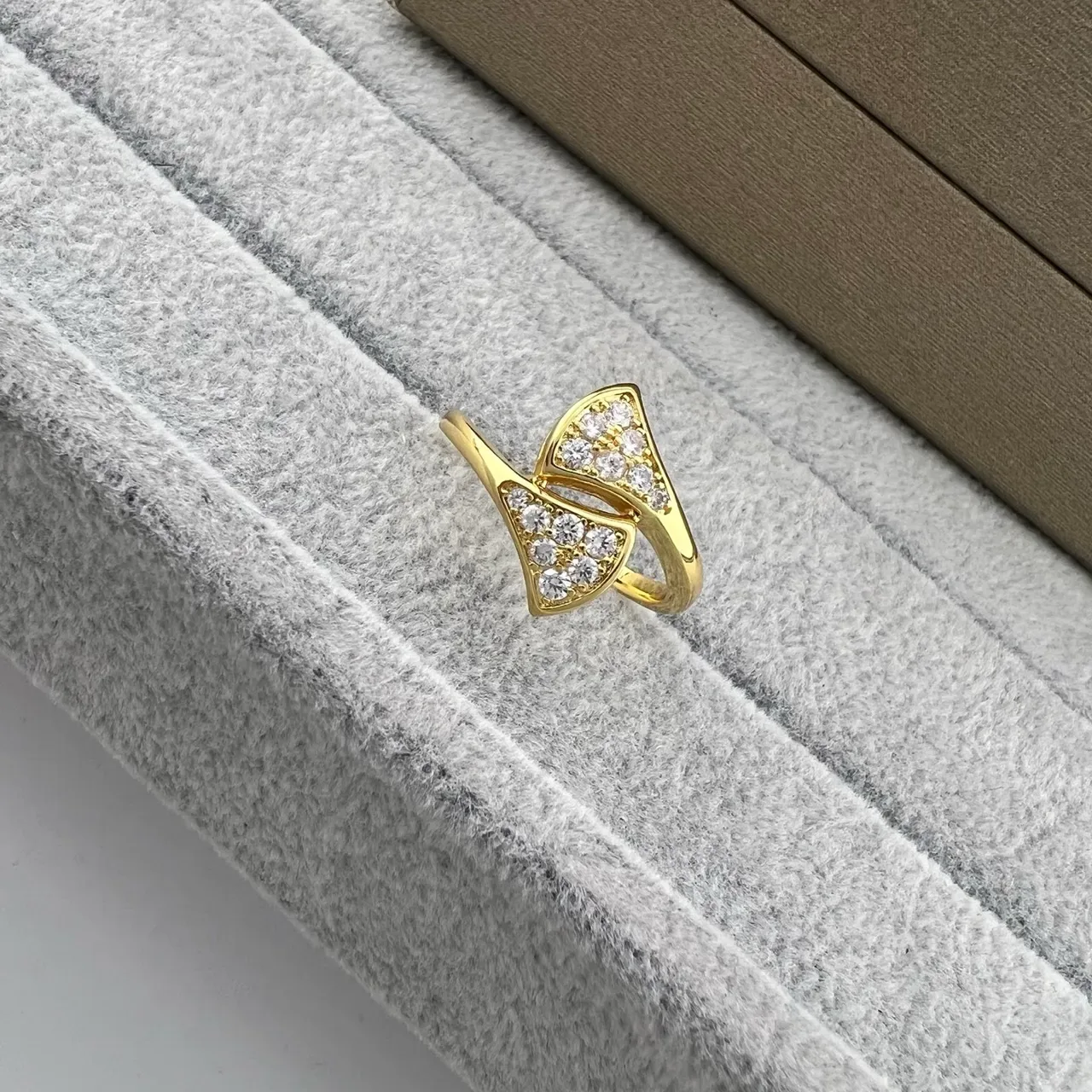 Gold Silver Open-Band Pavé-Set Ring 2