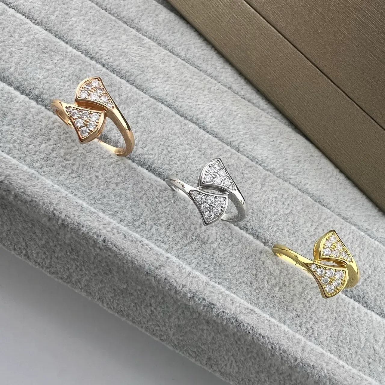 Gold Silver Open-Band Pavé-Set Ring 7