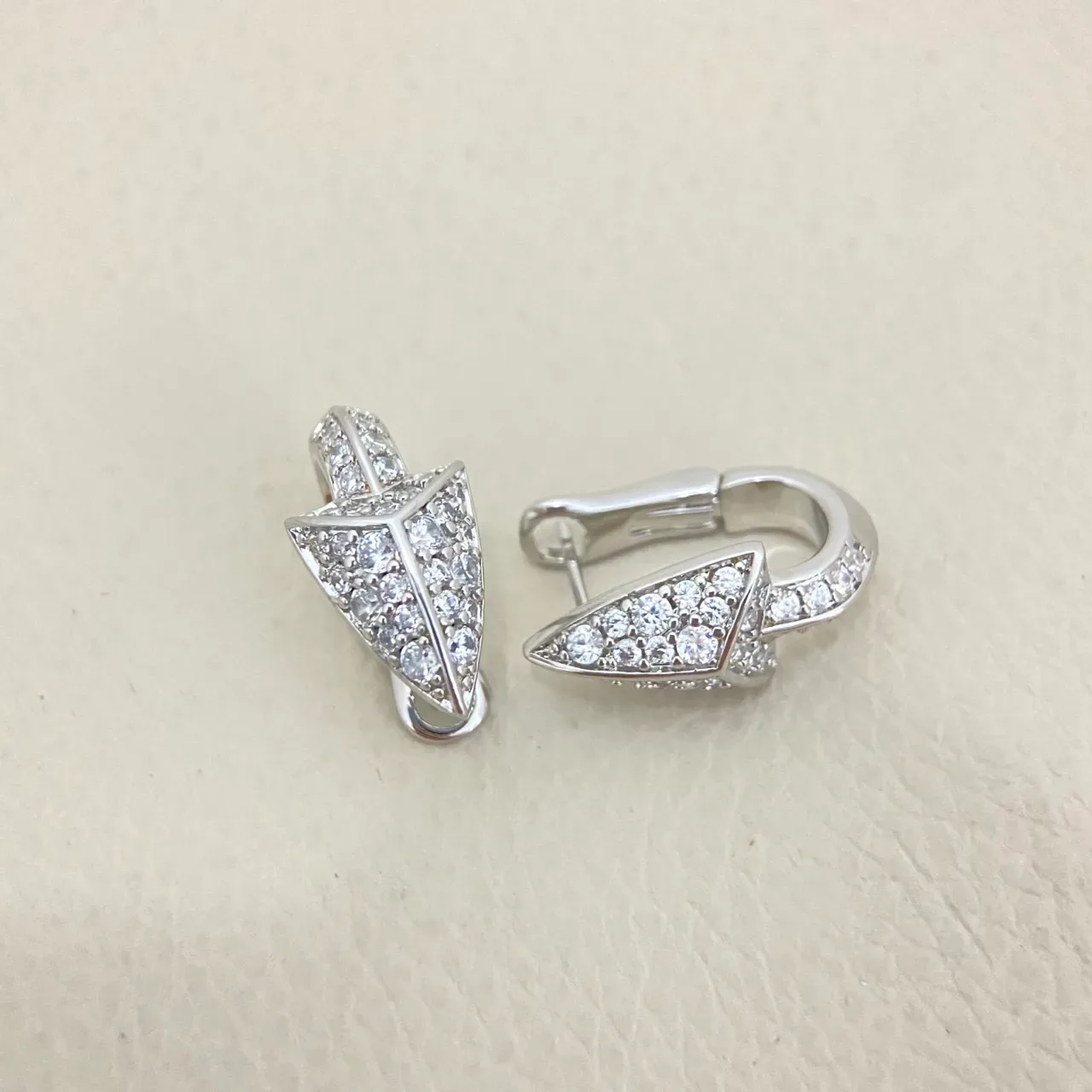 Gold Silver Pave-Set Arrowhead-Shaped Earrings 2