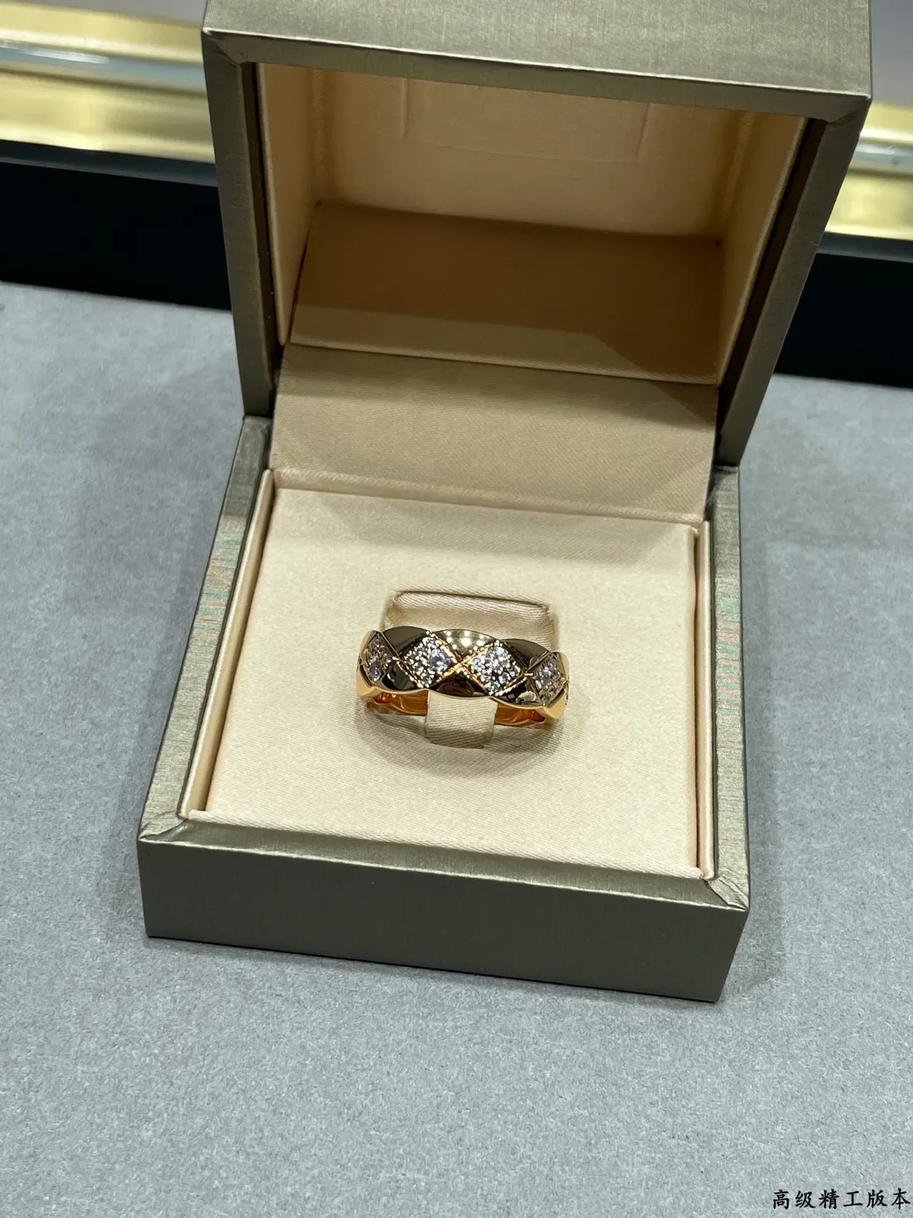 Gold Silver Quilted Diamond Pavé Continuous Band Ring 8