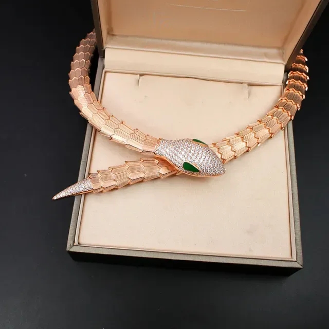 Gold Snake-Shaped Scale-Textured Necklace 6