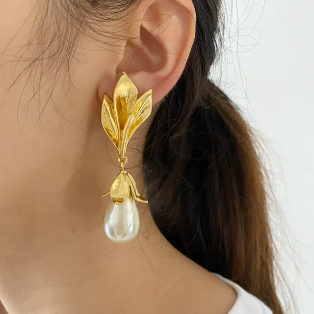 Gold-Tone Floral Motif Teardrop Pearl Drop Earrings 3