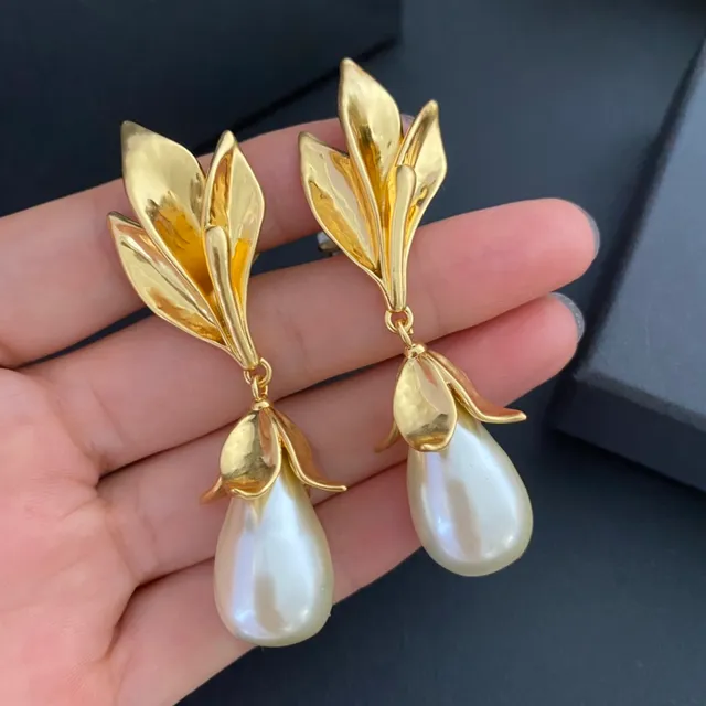 Gold-Tone Floral Motif Teardrop Pearl Drop Earrings 5