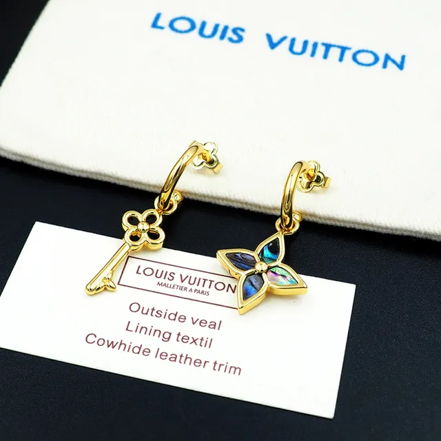 Gold-Tone Key and Quatrefoil Shell Inlay Earrings 11