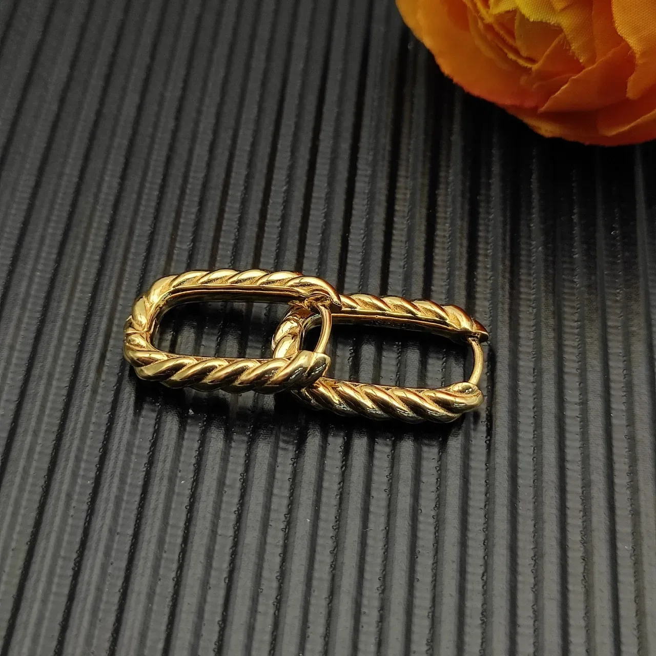 Gold Twisted Rope Hoop Earrings 6