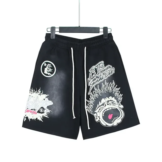 Graphic-Print Drawstring-Waist Oversized Shorts 11