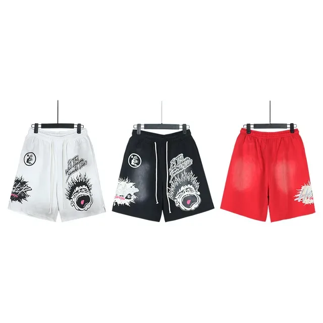 Graphic-Print Drawstring-Waist Oversized Shorts 17
