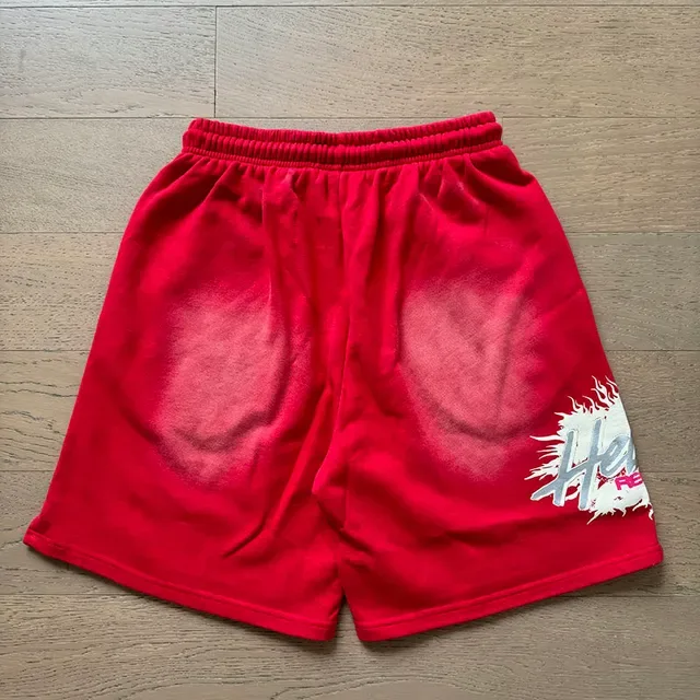 Graphic-Print Drawstring-Waist Oversized Shorts 24