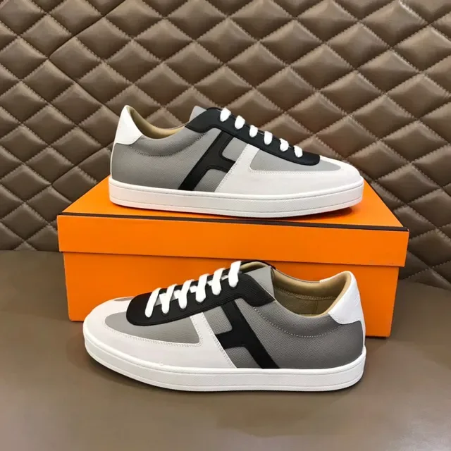 Gray Black Panelled Upper Strap Accent Sneakers 2