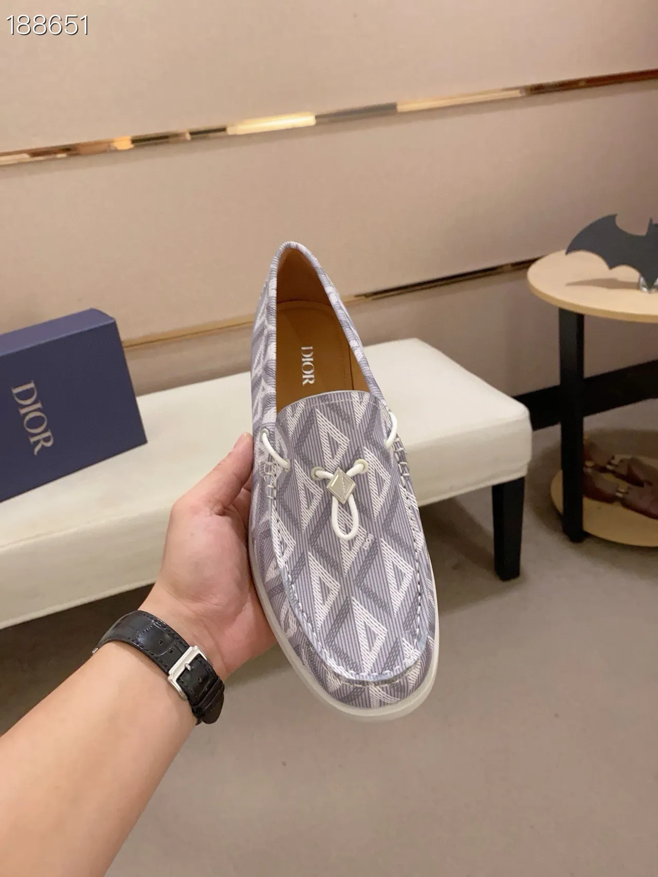 Gray White Geometric Monogram Print Moc-Toe Stitching Loafer 4