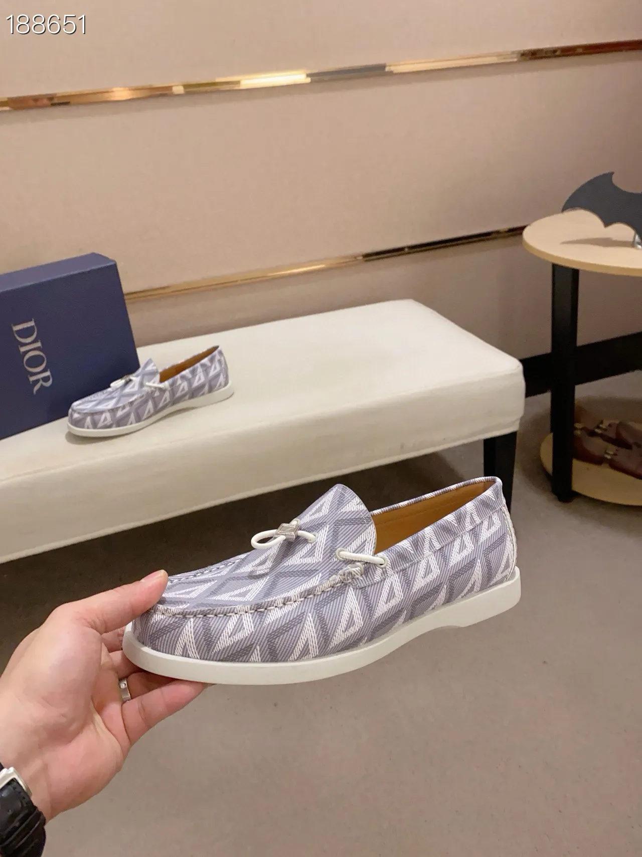 Gray White Geometric Monogram Print Moc-Toe Stitching Loafer 8