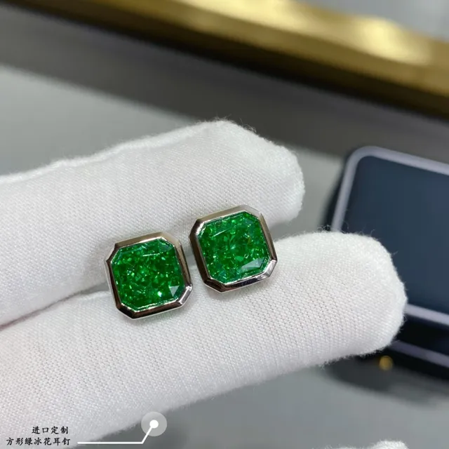Green Gold Square-Cut Gemstone Earrings 3