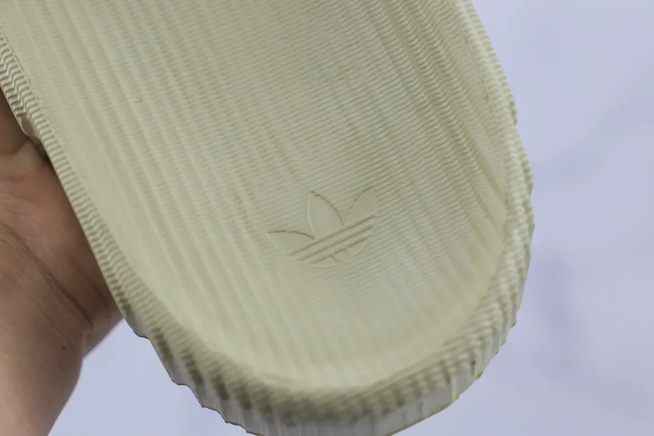 Green Molded Monochrome Ribbed Texture Slippers 3