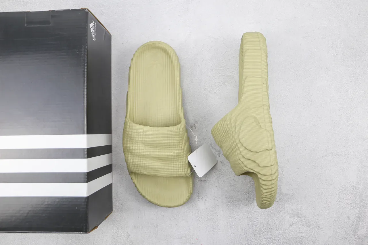 Green Molded Monochrome Ribbed Texture Slippers 5