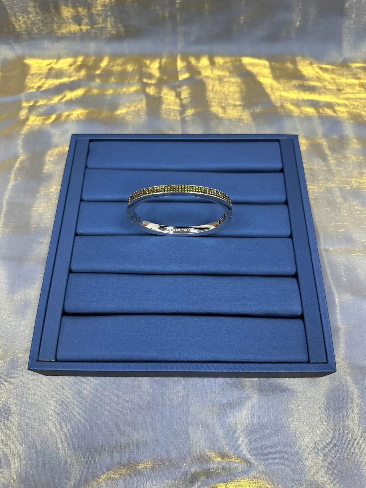 Green Silver Pavé-Set Rectangular Cuff Bracelet 7