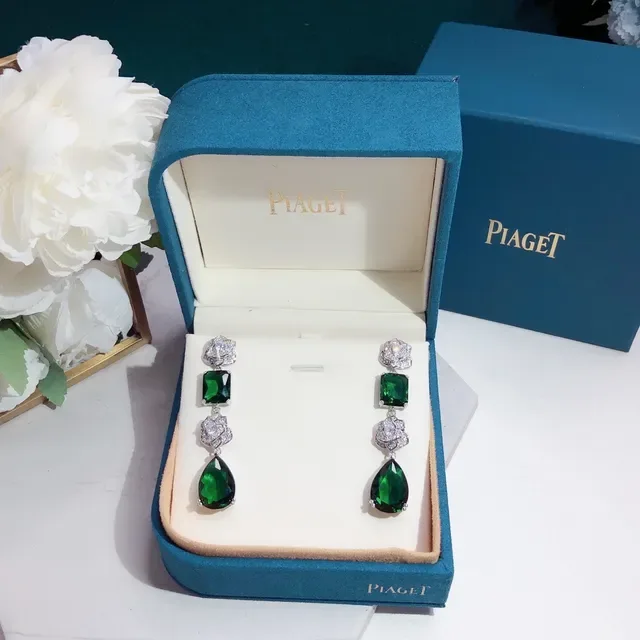 Green Square and Teardrop Gemstone Floral Motif Dangle Earrings 7
