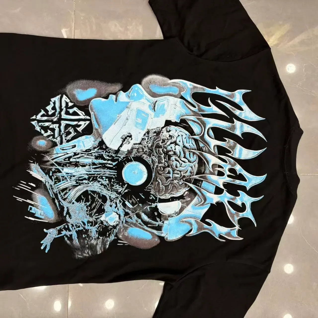 GUAPI Graphic-Print Oversized T-Shirt 3