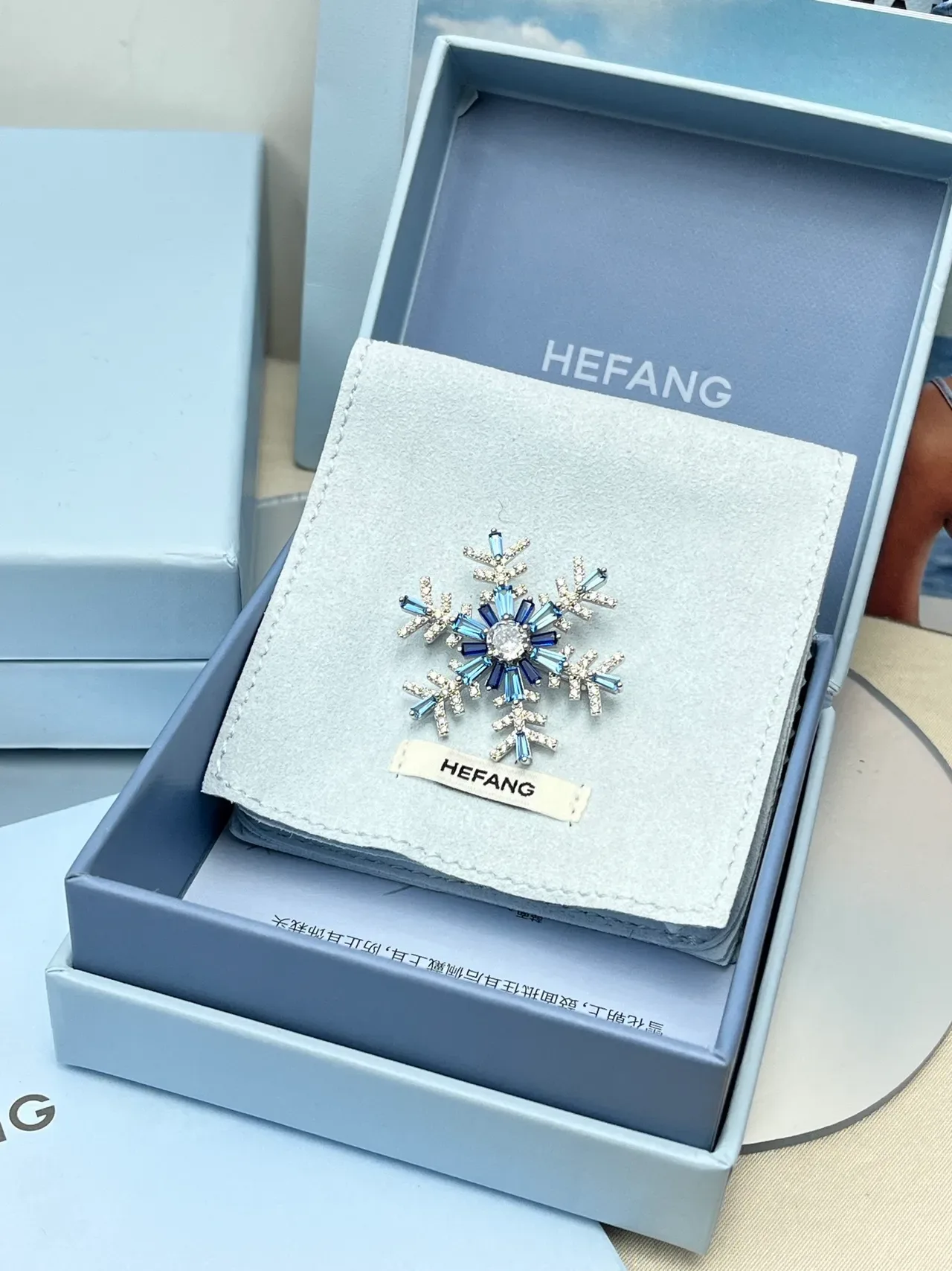 HEFANG Blue Silver Snowflake Silhouette Baguette-Cut Crystals Brooch 8