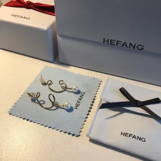 HEFANG Gold-Tone Wire Swirl Pearl Stud Earrings