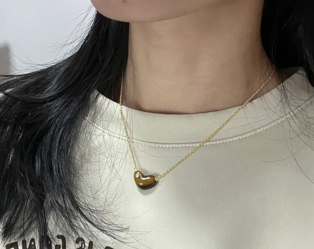 HEFANG Heart-Shaped Tiger's Eye Pendant Necklace 2