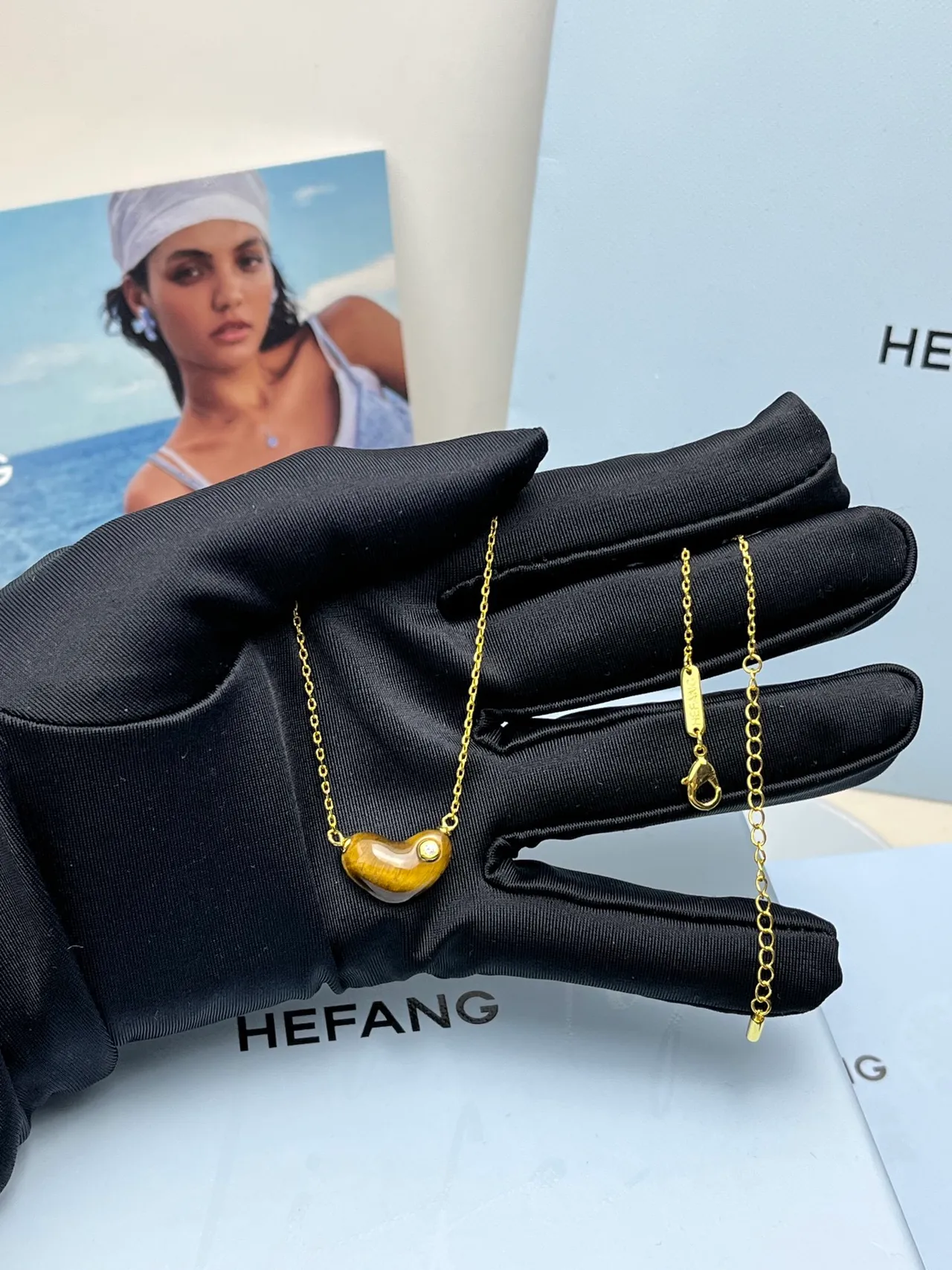 HEFANG Heart-Shaped Tiger's Eye Pendant Necklace 3