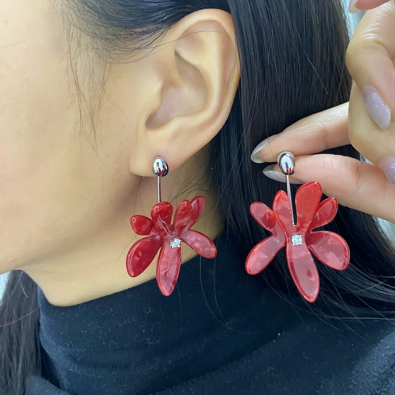 HEFANG Red Silver Floral Motif Glossy Resin Petals Earrings 3