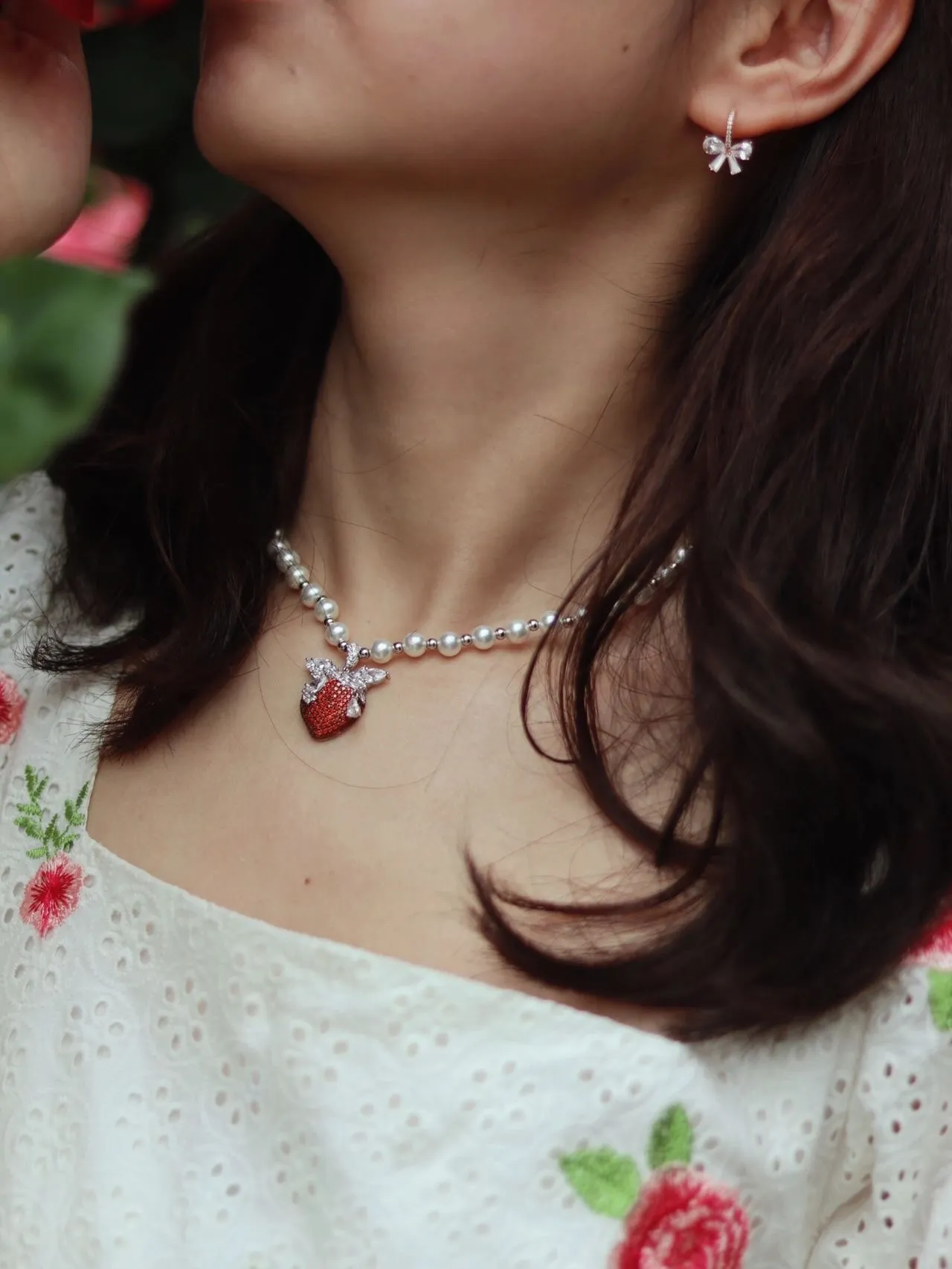 HEFANG Strawberry Pavé Red Pearl Necklace 2