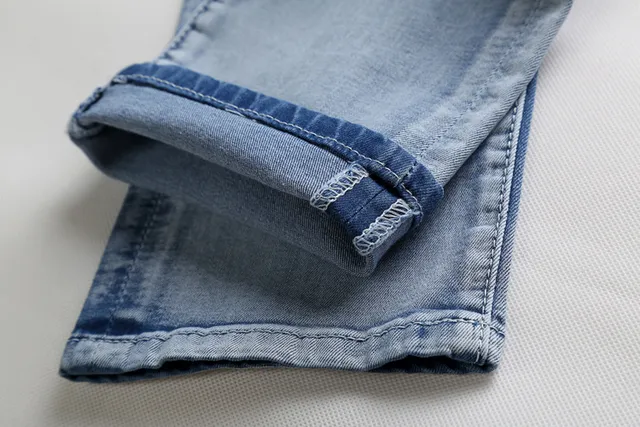 হালকা ধোয়া distressed Moto-Panel জিন্স 3