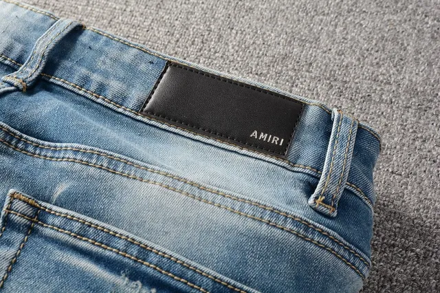 Jeans de lavage clair dégradé slim fit patch brodé 4