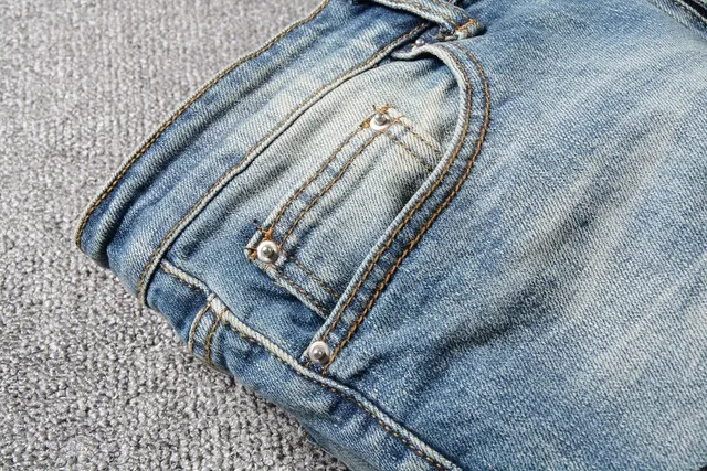 Light-Wash Distressed Snake Embroidery Slim-Fit Jeans 13