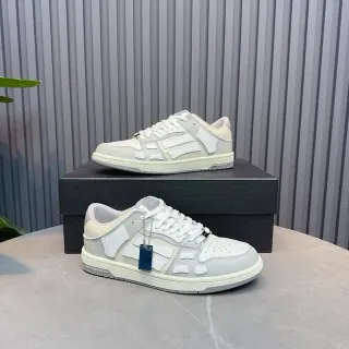 Tênis Lifestyle Cinza e Branco Low-Top Panelado
