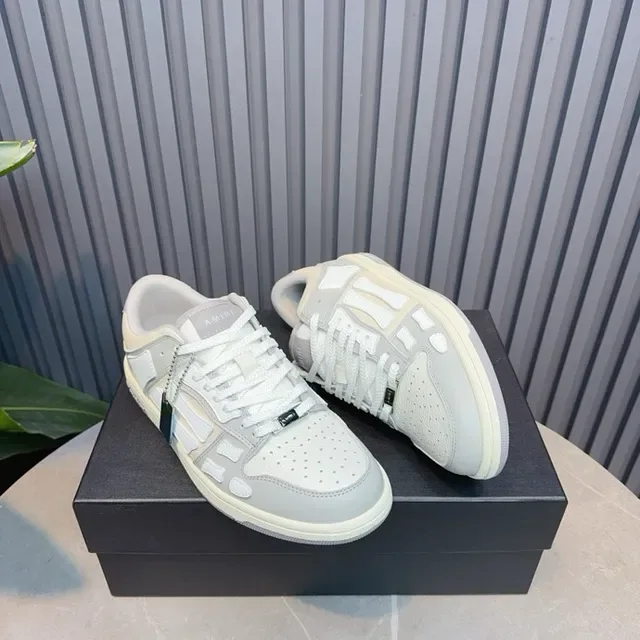 Low-Top Panelled Gray and White Lifestyle Sneakers 8