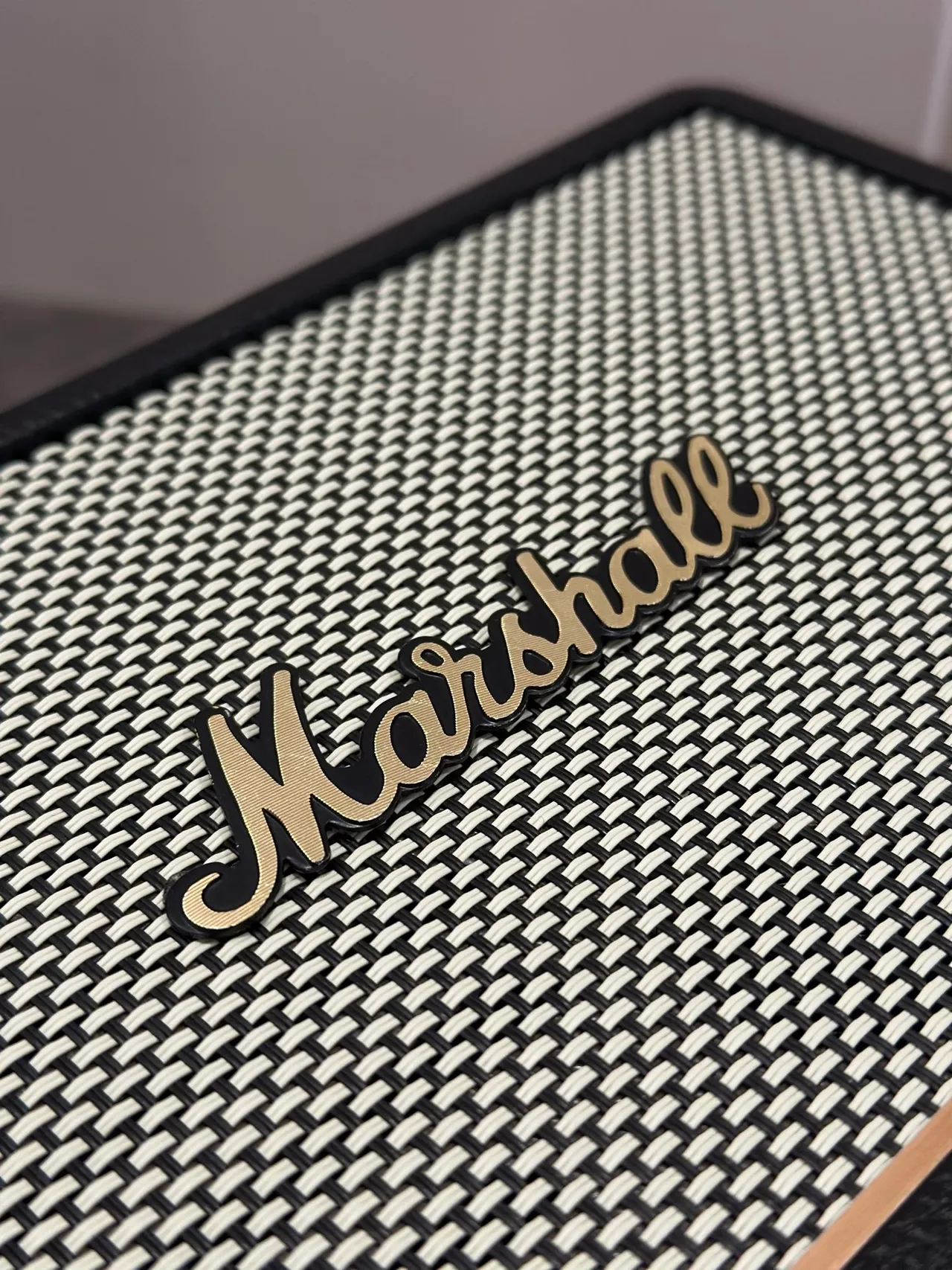 Marshall Black Gold Rectangular Textured Casing Portable Speaker 3