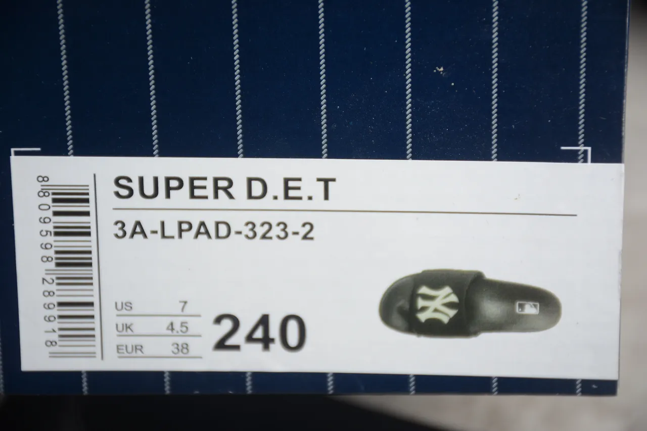 Matte Black Single-Strap Flat Sole Slipper 2