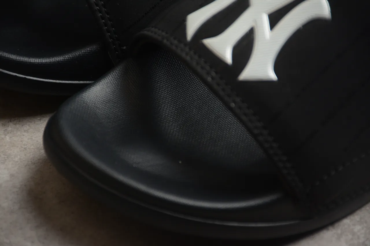 Matte Black Single-Strap Flat Sole Slipper 7