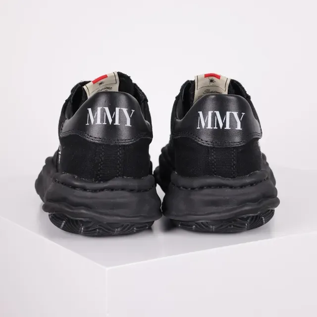 MMY Blakey Black White Canvas Upper Rubber Toe Cap Sneakers 8