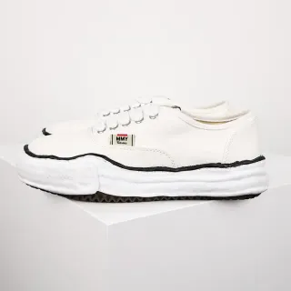 MMY Footwear Tênis Brancos e Pretos com Upper de Lona e Sola Intermediária Esculpida