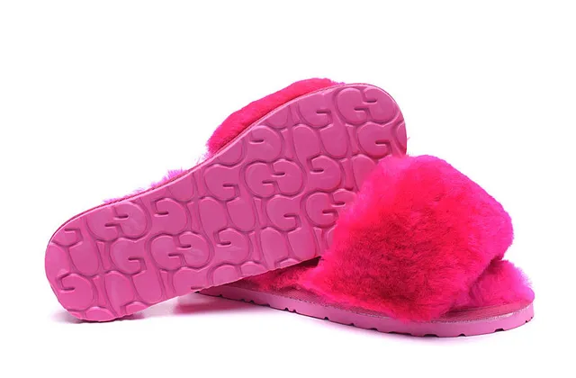Multicolor Fluffy Faux Fur Upper Single Wide Strap Slippers 16