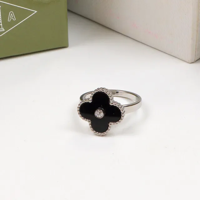 Multicolor Four-Leaf Clover Motif Enamel Inlay Ring 10