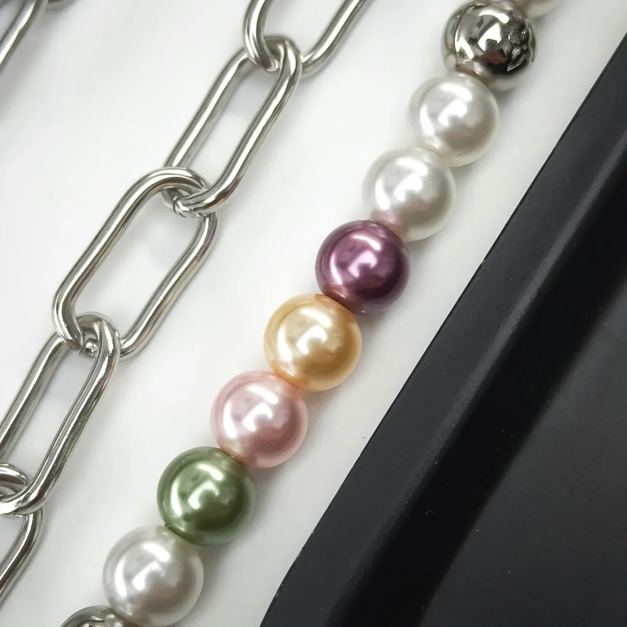 Multicolor Pearl and Silver-Tone Layered Chain Necklace 6