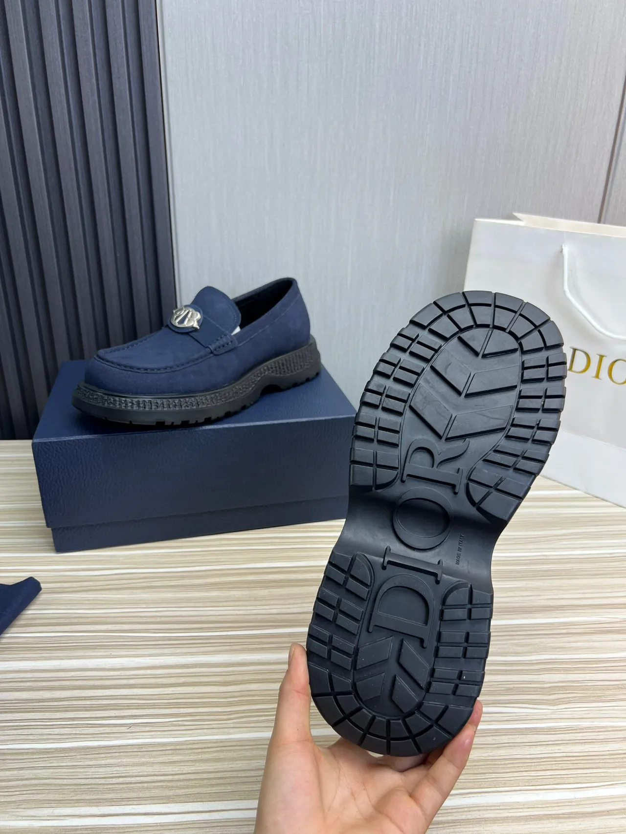 Navy Black Suede Upper Chunky Rubber Sole Loafer 7